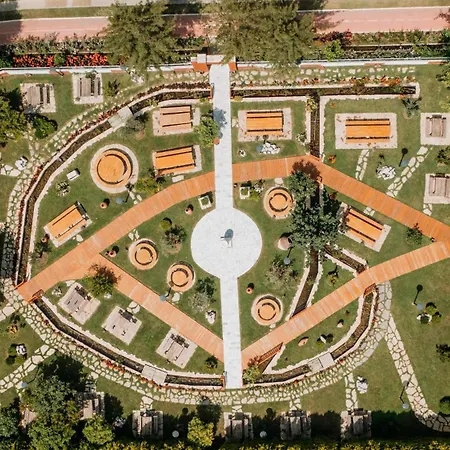 منتجع كلوب توانا - شامل كليًا 5*