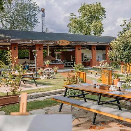 منتجع كلوب توانا - شامل كليًا فتحية