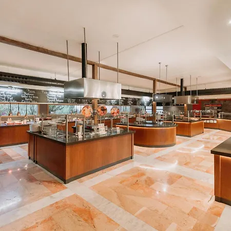 كلوب توانا - شامل كليًا منتجع فتحية