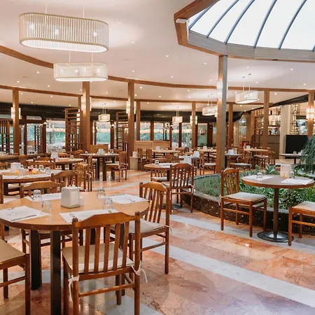 كلوب توانا - شامل كليًا منتجع فتحية