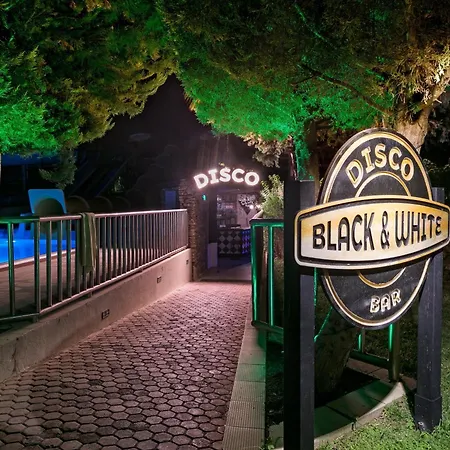 منتجع كلوب توانا - شامل كليًا