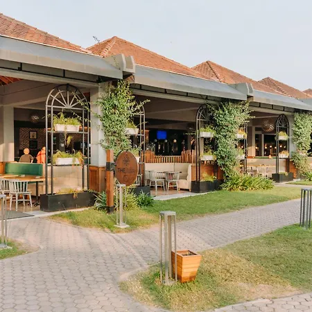 Club Tuana Complex