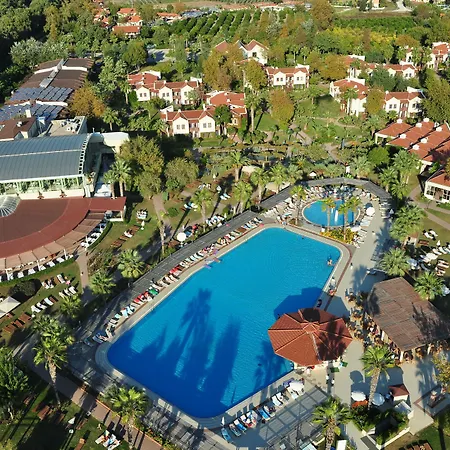 كلوب توانا - شامل كليًا منتجع