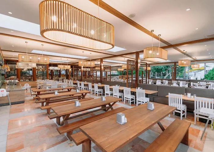 Ośrodek wypoczynkowy Club Tuana 5*